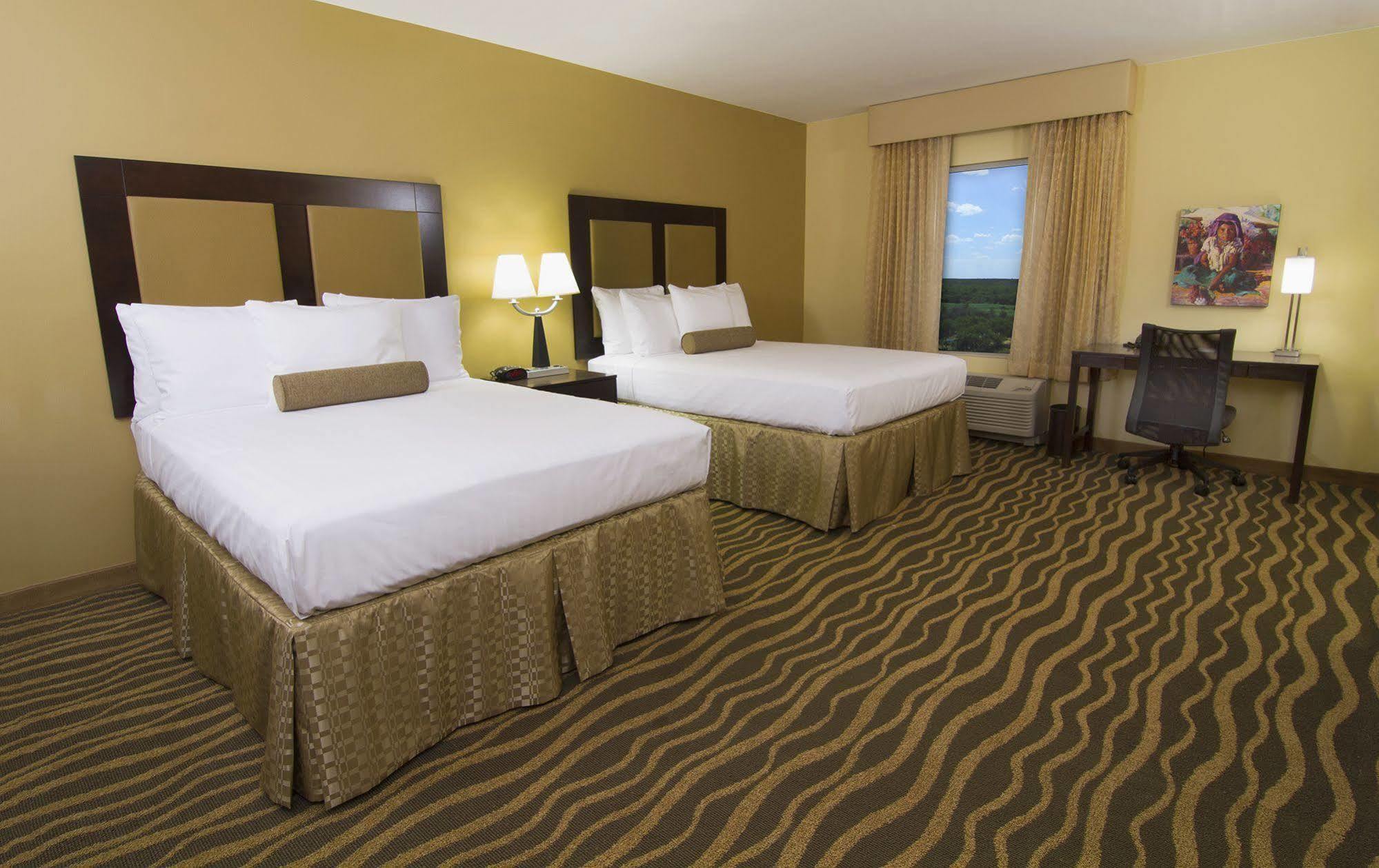 Kickapoo Lucky Eagle Casino Hotel อีเกิสพาส ภายนอก รูปภาพ